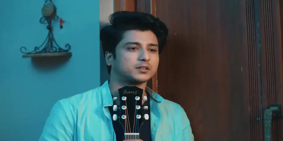 Janhavi Returns Vishwa's Guitar - Lakshmi Niwas