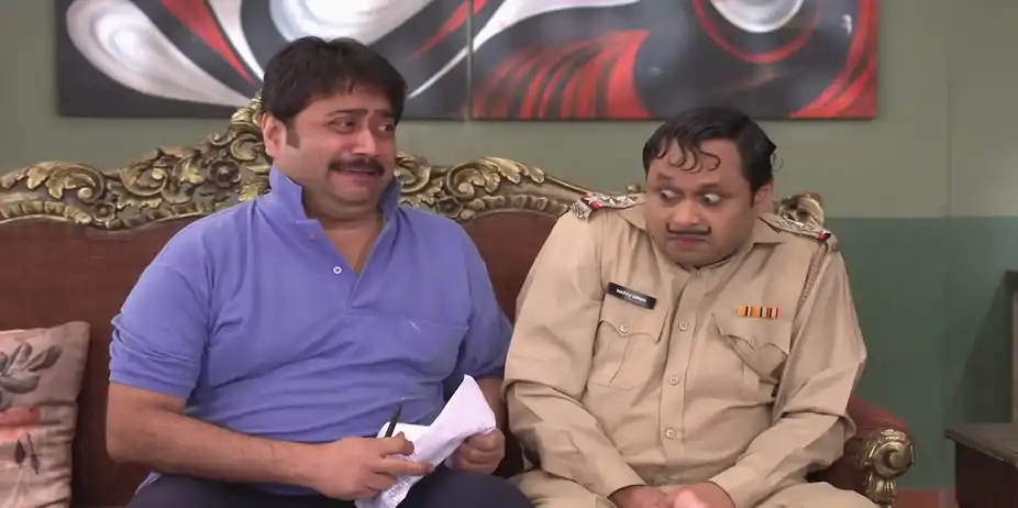Beni Tortures Gabbar - Happu Ki Ultan Paltan
