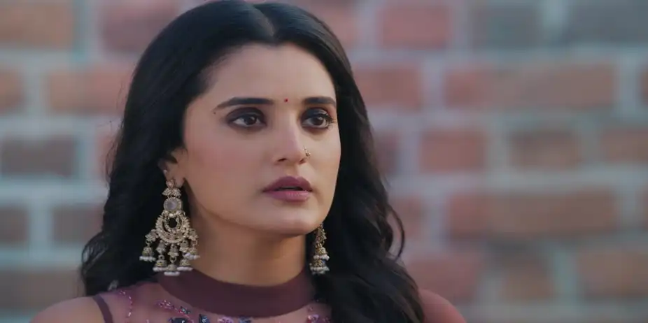 Jaane Anjaane Hum Mile S1 E338 - Raghav Walks Barefoot on Fire