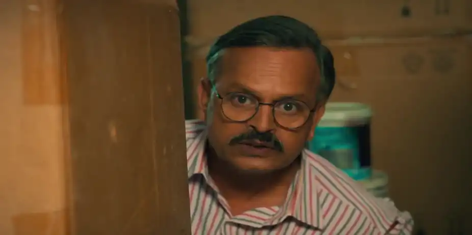 Raghupati Tries to Flee - Tumm Se Tumm Tak