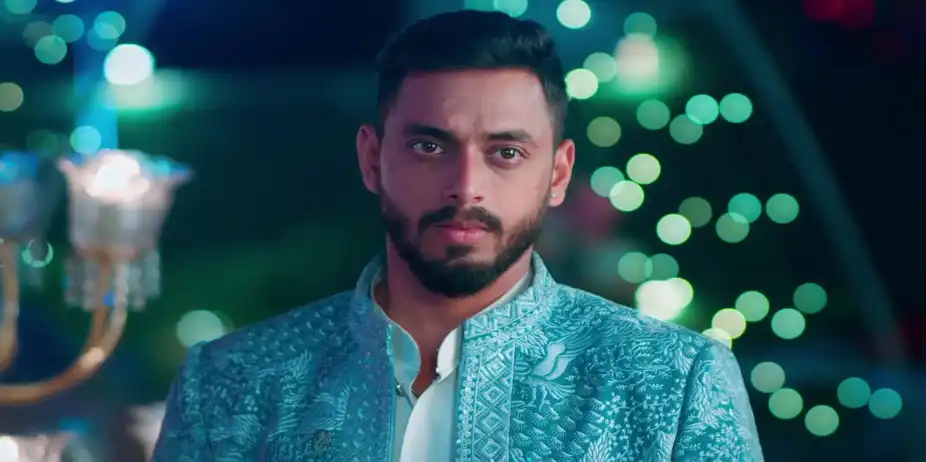 Samar Advises Adhira - Veen Doghatli Hi Tutena