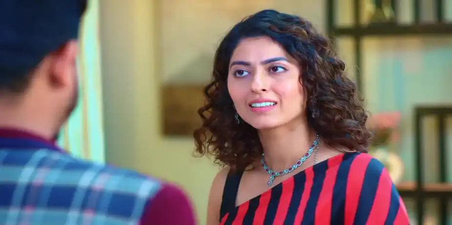 Yuvraj Gets Flustered by Kaushiki’s Question - Taarini
