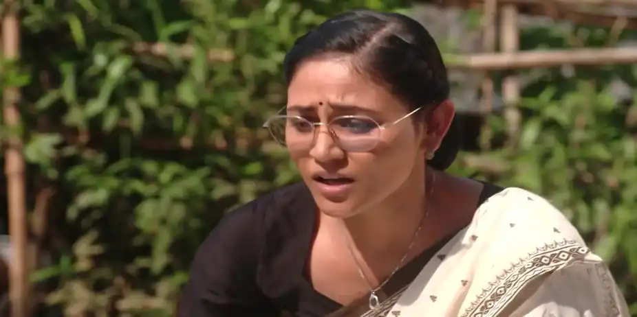 The Priest's Injury Shocks Priya - Suna Jhia