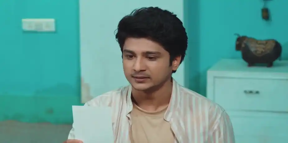 Vishwa Burns all of Janhavi’s Memories - Lakshmi Niwas