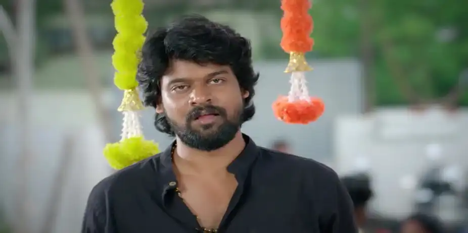 Maran Is Suspicious of Surya - Veera