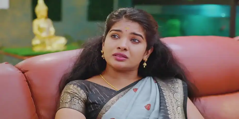 Vandana Stops Jagan - Manathe Kottaram