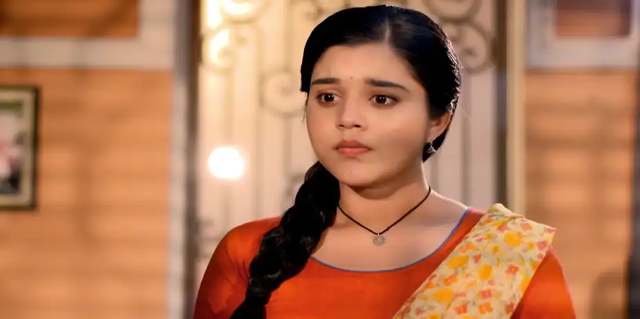 Indrani Brings Bhog Prasad for Ayushman - Kusum
