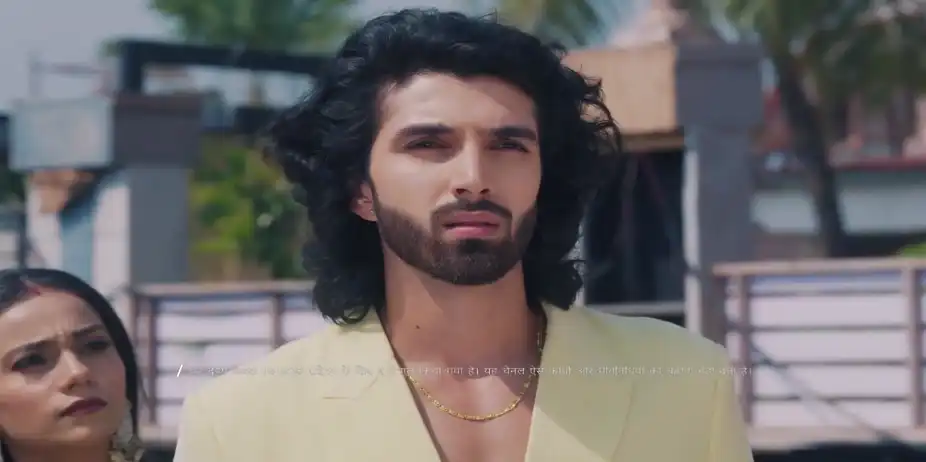 Kirti Threatens Suicide - Jaane Anjaane Hum Mile