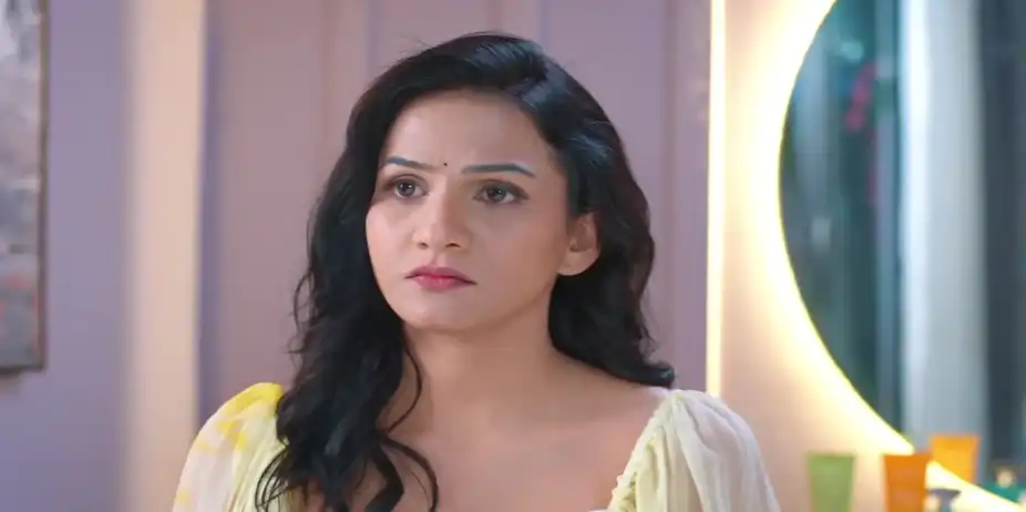 Nishita Gets Angry as Her Jewellery Breaks - Taarini