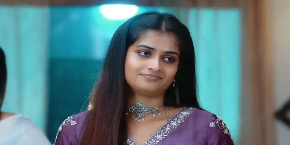 Viji's Threats Annoy Valli- Veera