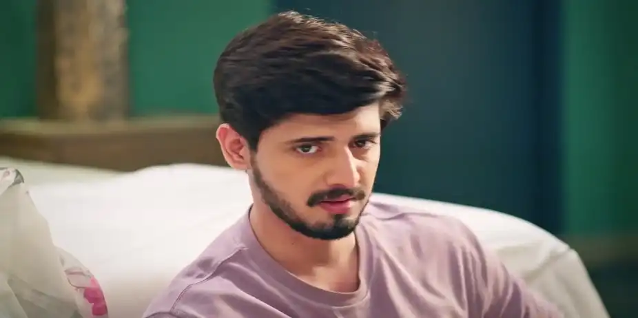 Hrishi Tells Radhika about Anika - Kamali