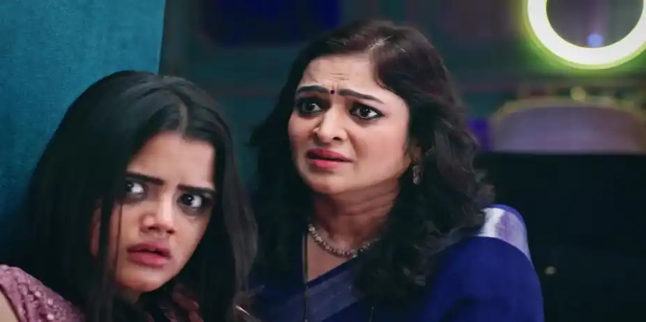 Rajan Tries to Slap Anika - Kamali