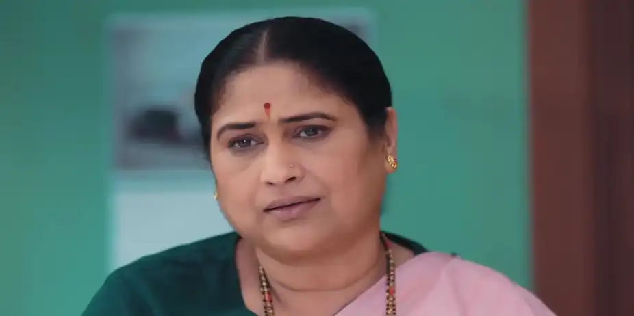 Varad Is Happy Seeing His Room - Lakshmi Niwas