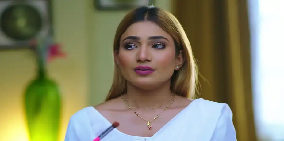 Disha Starts Preparing for Aditya's Last Rites - Paaru