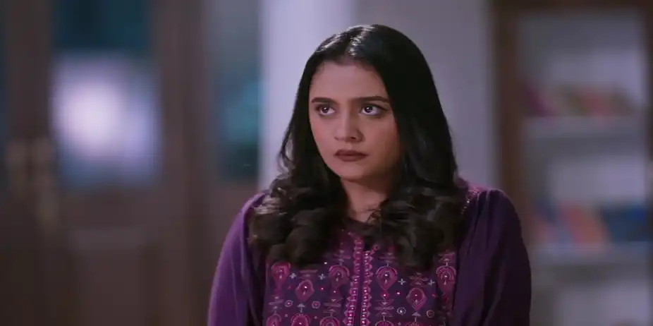 Narmada Asks Manjiri a Counter Question - Tula Japnar Aahe