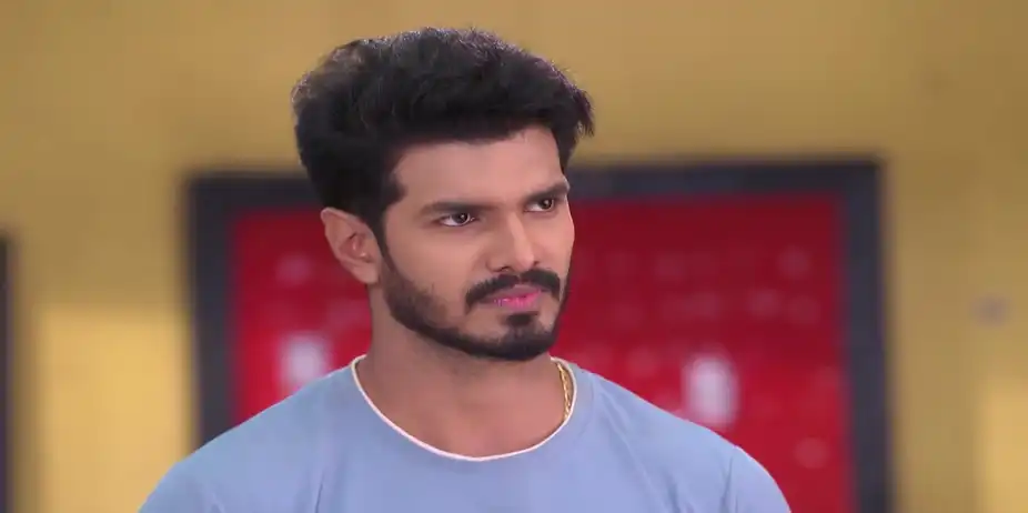 Mani Discusses a Goon - Tu Khara Mun Chaai