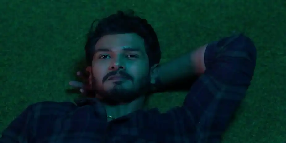 Mani Praises Abhi - Tu Khara Mun Chaai