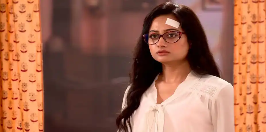Rajlokshmi Arrives at Apu's House - Chirodini Tumi Je Amar