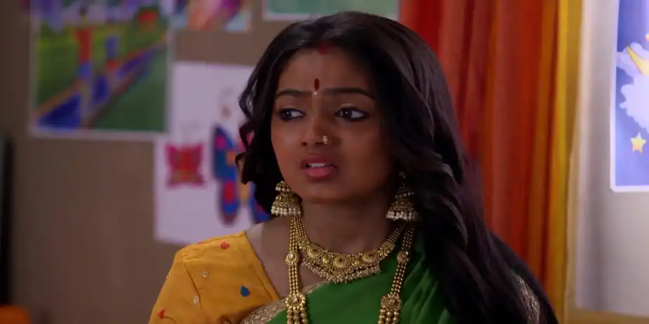 Phulki Finds Phuljhuri - Phulki
