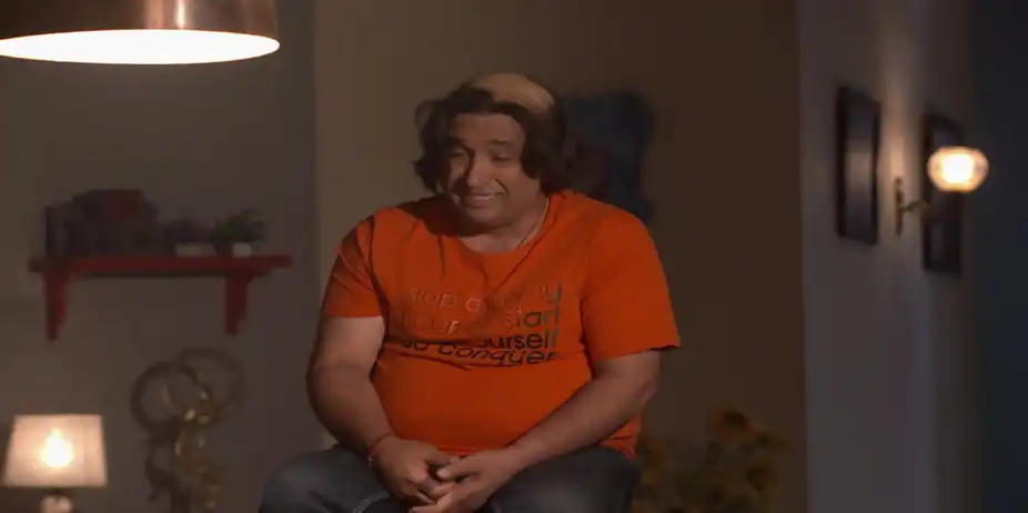 Tiwari and Vibhuti's Carrom Match - Bhabi Ji Ghar Par Hai