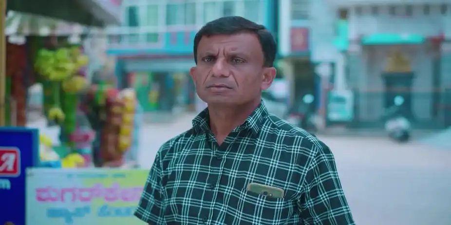 Sadanand Investigates Gouthami - Gowri
