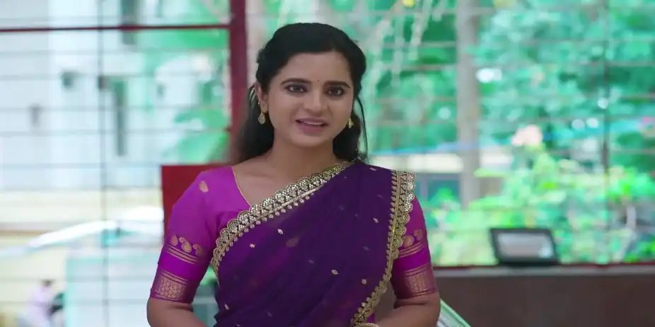 Gowri Arranges a Puja for Preetham - Gowri