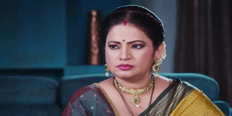 Jayanti Asks Bhairavi for a Job - Savalyachi Janu Savali