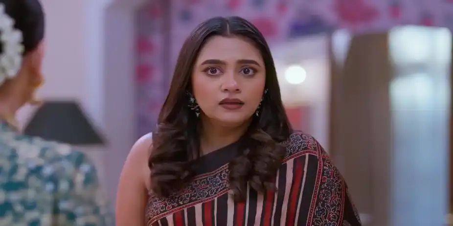 Manjiri Worries about Devi Aaji's Prophecy - Tula Japnar Aahe