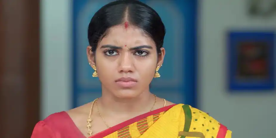 Isakki Argues with Panchavaranam - Anna