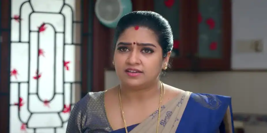 Bhuvana is Pleased to meet Indhu - Chinnan Siru Kiliye