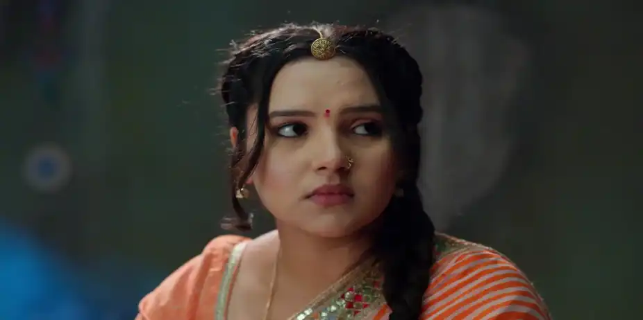 Vasudha Puts Devansh to Sleep - Vasudha
