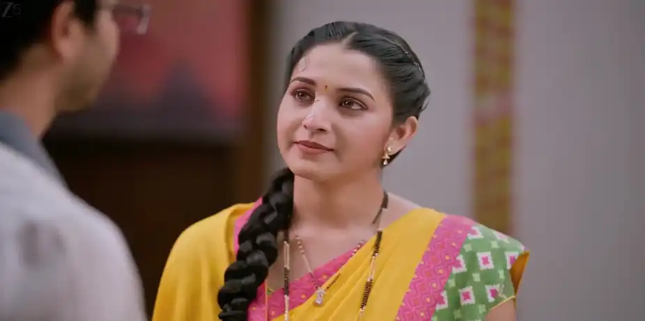 Atharva and Meera Thank the Goddess - Tula Japnar Aahe