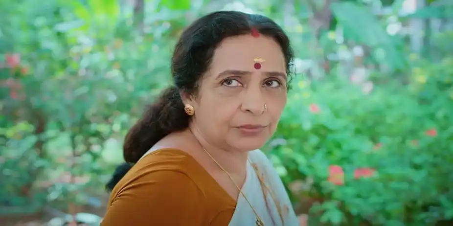 Chandrika Tells Madhavan about Meenakshi - Manathe Kottaram