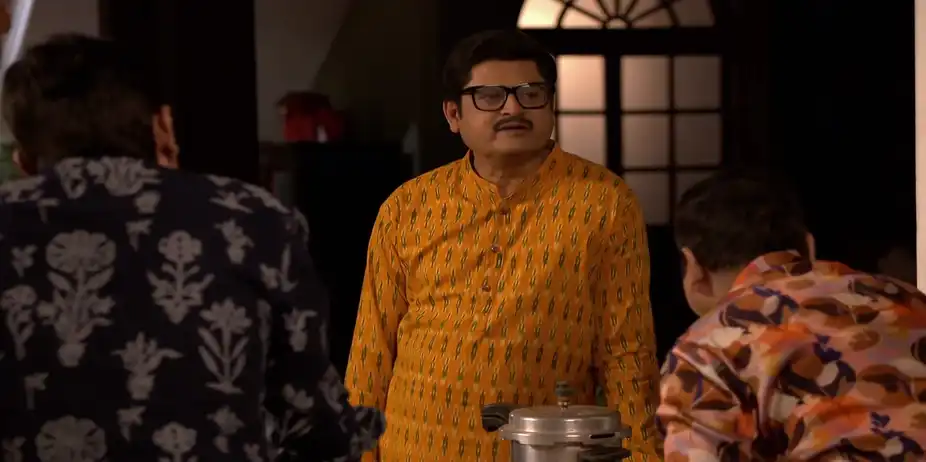 Tiwari Inhales the Herbal Smoke - Bhabi Ji Ghar Par Hai