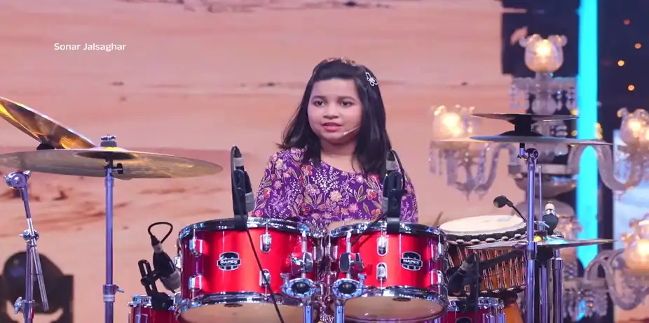 Kulguru Applauds Ayush and Aratrika - Sonar Jalsaghar - Promo