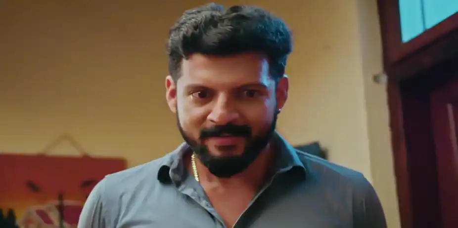 Vikram Chokes Achamma - Manathe Kottaram