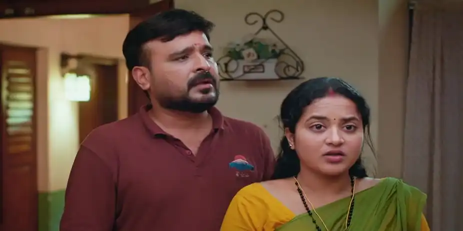 Prakash's Suggestion Makes the Family Uneasy- Manathe Kottaram