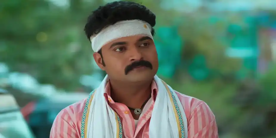 The Sarpanch Asks Gopal for His Opinion - Devmanus Madhla Adhyay