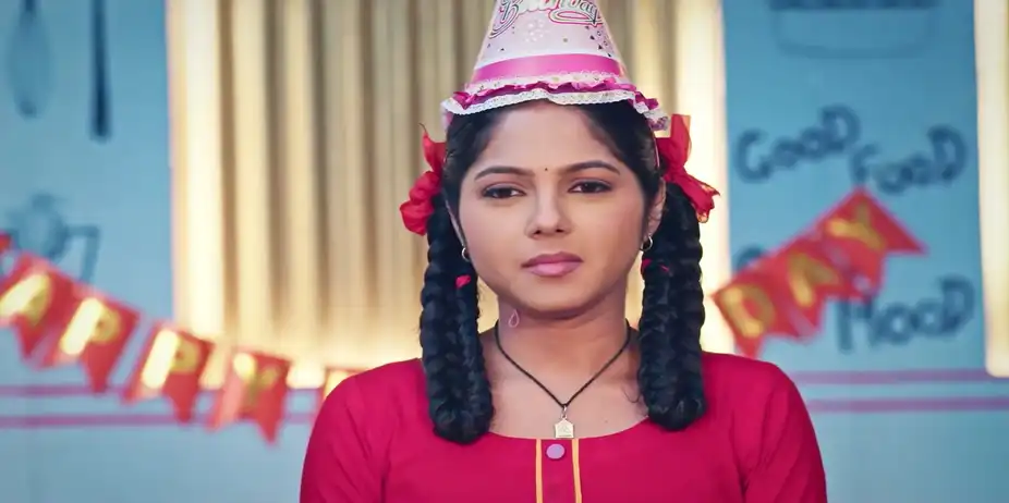 Everyone Celebrates Kamali's Birthday - Kamali