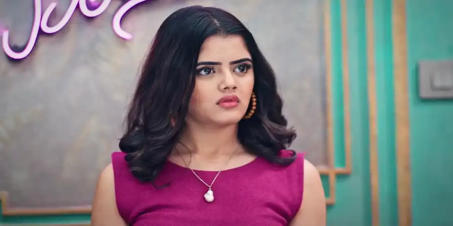 Nayantara Expels Kamini from the Business - Kamali