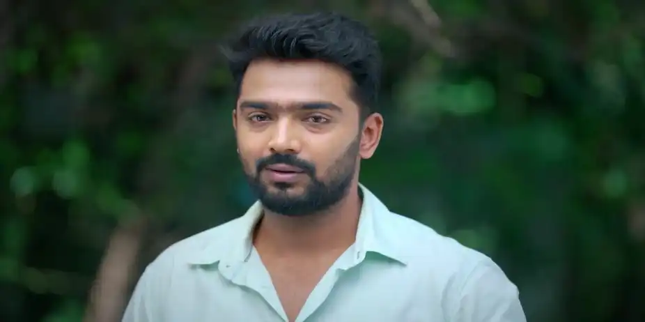 Rithika Is In a Fix - Ayali