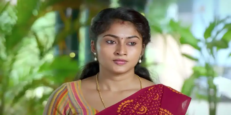Viji Belittles Veera - Chinnan Siru Kiliye