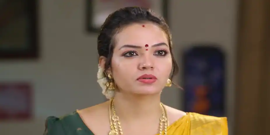 Padma's Plan Elates Parvathy - Sandhya Raagam