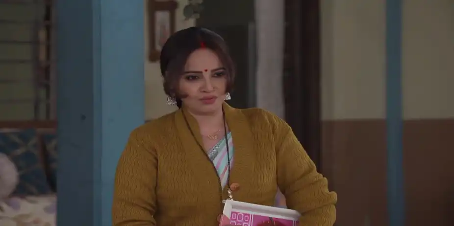 Judge Satyaprakash Brings Good News for Happu - Happu Ki Ultan Paltan