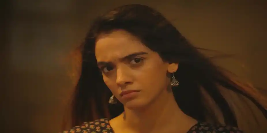 Jagadhatri Fights with Goons for Anjali - Jagadhatri