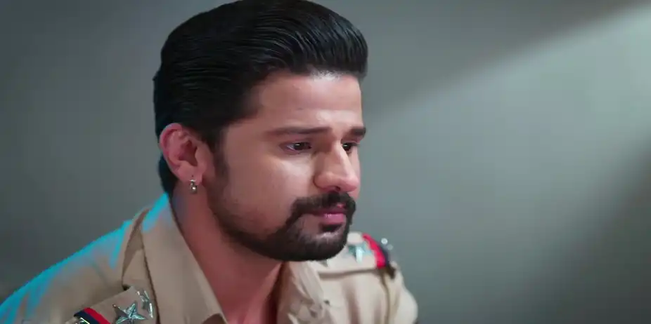 Yashwant Kaka Tells Deva about His Family - Savalyachi Janu Savali