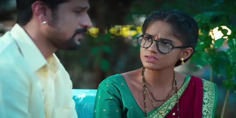 Deva tells Savali the Truth about His Family - Savalyachi Janu Savali