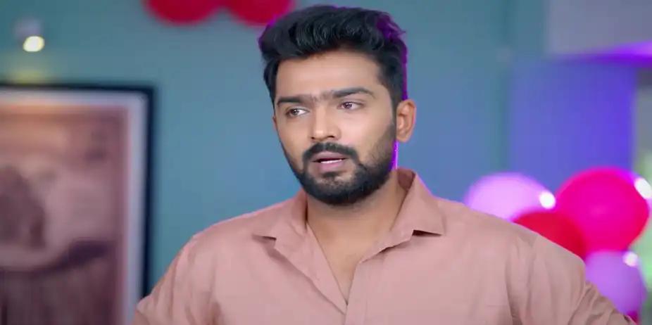 Cheziyan's Arrival Annoys Ayali - Ayali