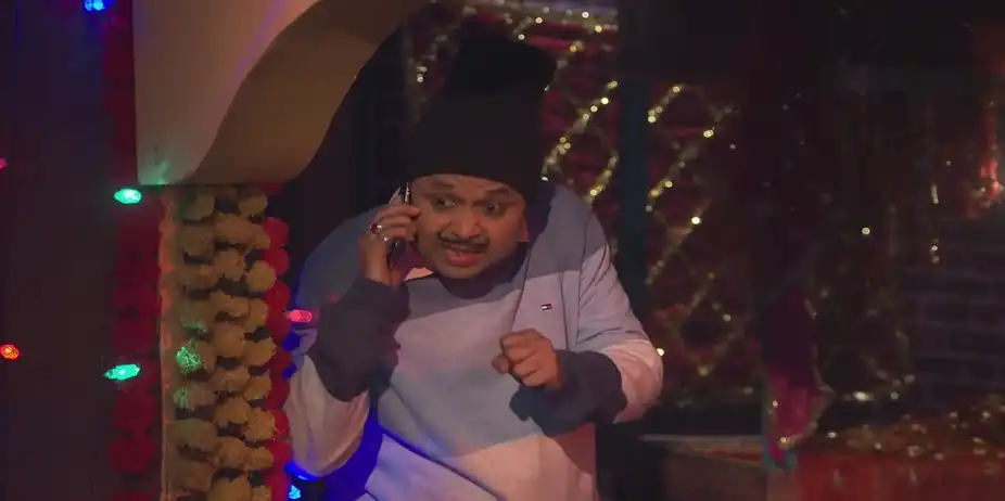 Beni Goes to Steal from the Temple for Happu - Happu Ki Ultan Paltan