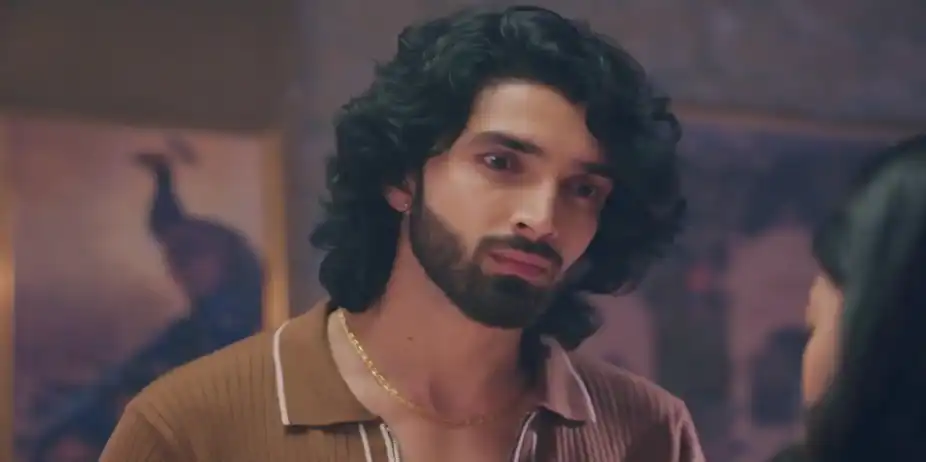 Kirti Refuses Raghav's Money - Jaane Anjaane Hum Mile